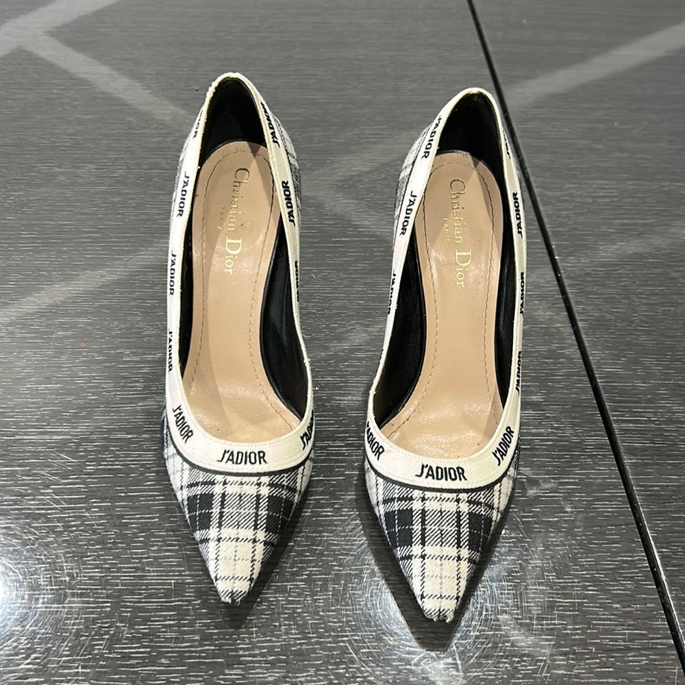 Woman Christian Dior plaid heels